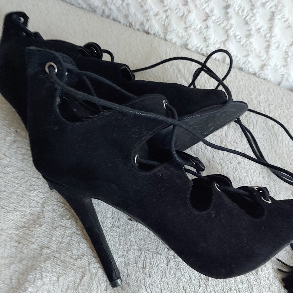 NWT QUPID Lace-Up Faux Suede w/ Tassled Long LegWrap Laces - Picture 6 of 7